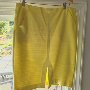 Loft Skirt with pockets in Size 12 Color lime yellow